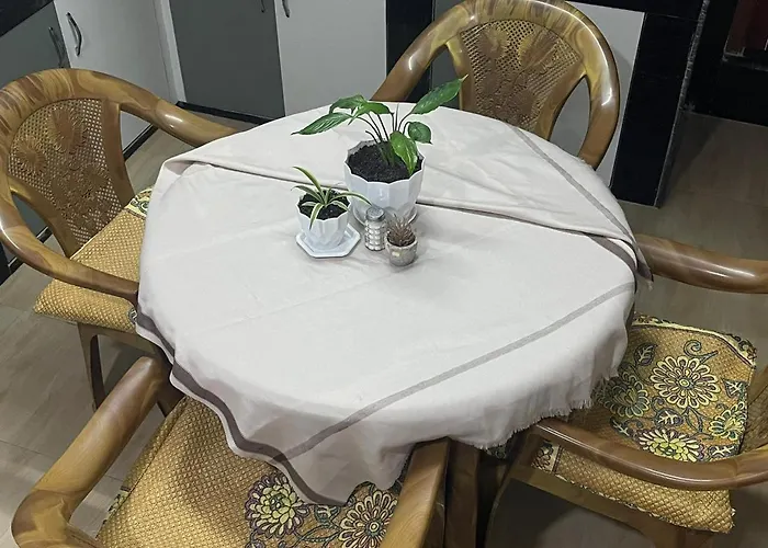Проживание в семье Bipana's &